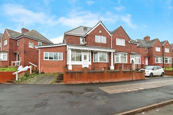 5 Bedroom Semi Detached House For Sale In Ruskin Street, West Bromwich, B71