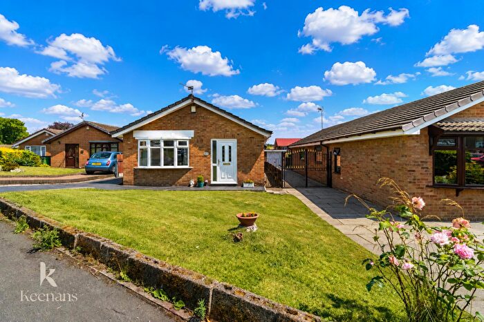 3 Bedroom Bungalow For Sale In Breightmet Fold Lane, Bolton, BL2