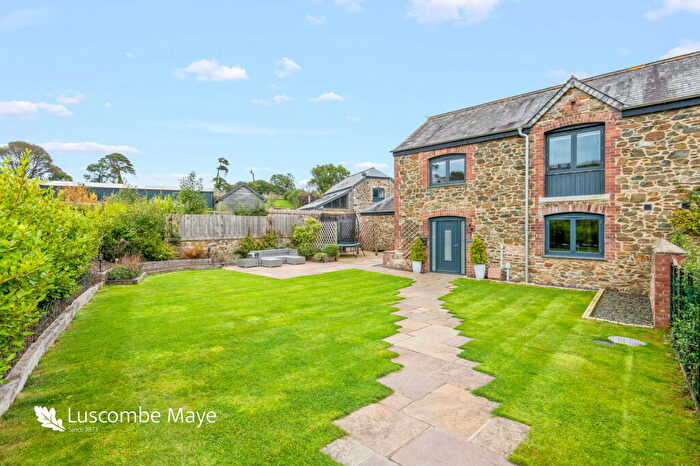3 Bedroom Barn Conversion For Sale In Hareston Farm Barns, Nr Yealmpton, PL8
