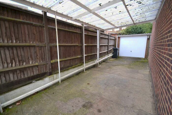 3 Bedroom Semi-Detached House To Rent In Wilmots Close, Reigate, RH2