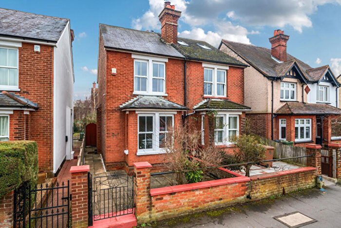 3 Bedroom Semi-Detached House For Sale In Woking Road, Guildford, GU1