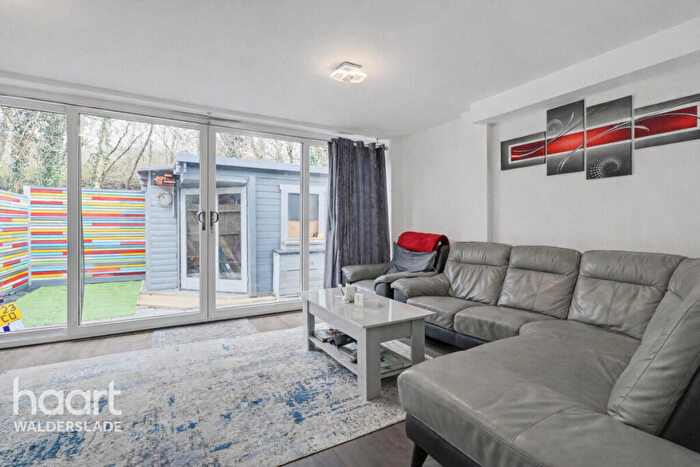 3 Bedroom End Of Terrace House For Sale In Springate Close, Walderslade Woods, Chatham, ME5