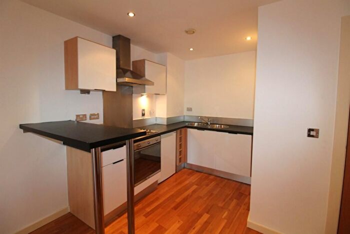 1 Bedroom Flat To Rent In London, SE8