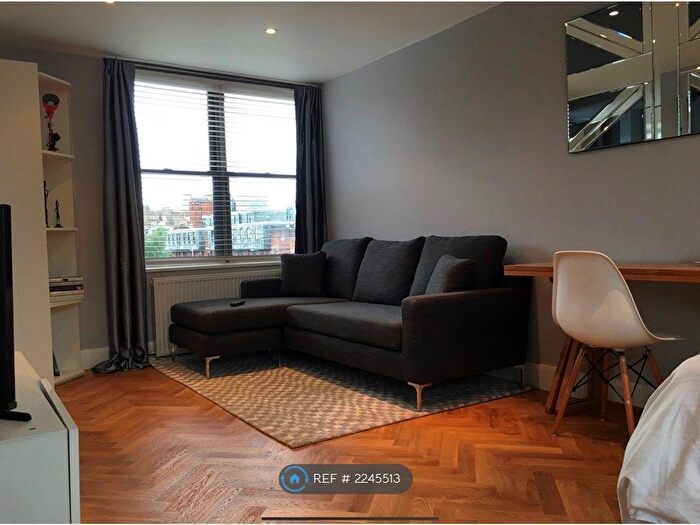 Studio To Rent In Vauxhall Bridge Rd, London, SW1V