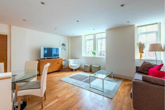 2 Bedroom Flat To Rent In Romney House, Marsham Street, London, SW1P