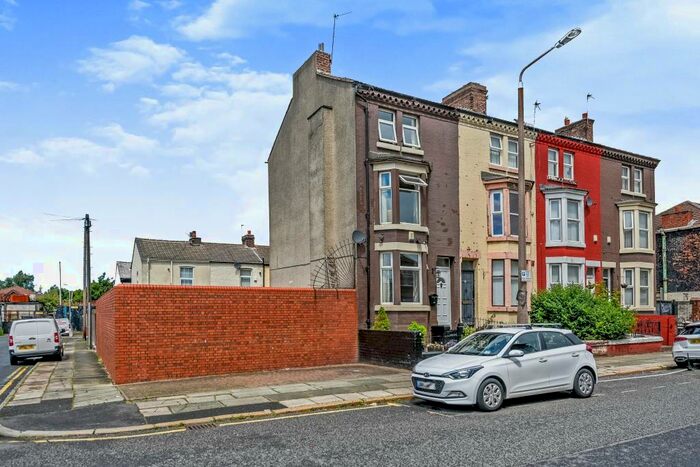 4 Bedroom End Of Terrace House To Rent In Selwyn Street, Liverpool, Merseyside, L4