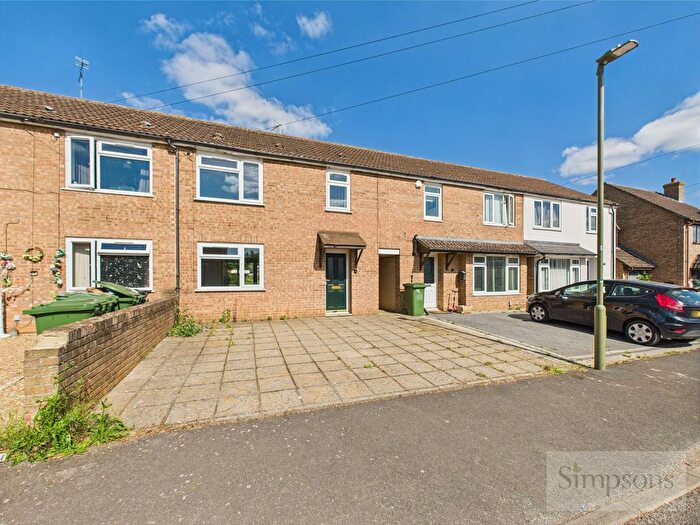 3 Bedroom Terraced House For Sale In Crosslands Drive, Abingdon, OX14