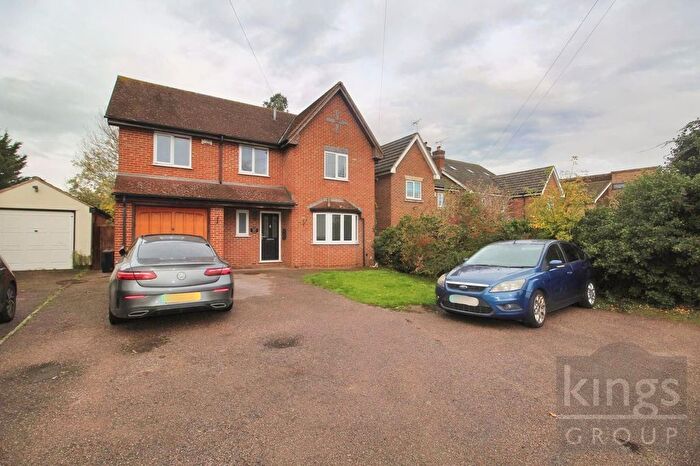 4 Bedroom Detached House For Sale In Brookfield Lane West, Cheshunt, Waltham Cross, EN8