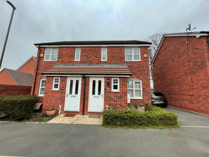 2 Bedroom Semi-Detached House To Rent In Tower View, Selly Oak, Birmingham, B29