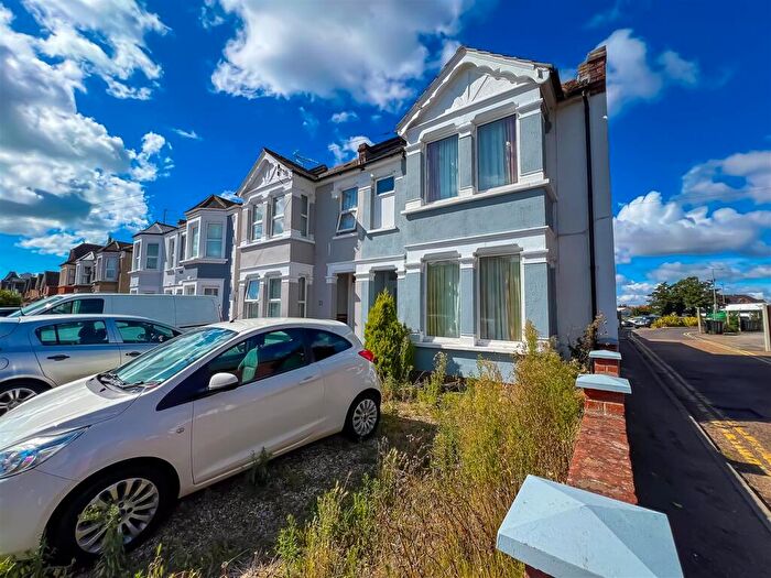5 Bedroom Semi-Detached House To Rent In Wellesley Road, Clacton-On-Sea, CO15