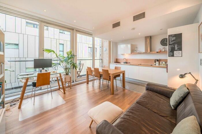 2 Bedroom Flat To Rent In Gatliff Road, London, SW1W
