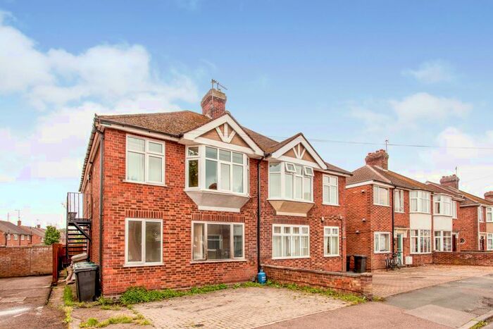 2 Bedroom Apartment To Rent In Elfleda Road, Cambridge, CB5