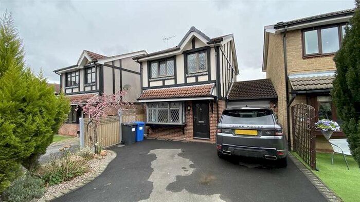 3 Bedroom Detached House To Rent In Redstart Close, Spondon, Derby, DE21