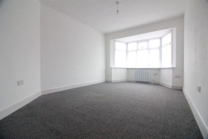 2 Bedroom Flat To Rent In Westbury Road, Feltham, TW13