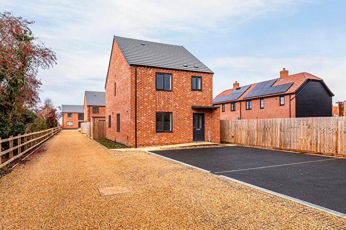 3 Bedroom Detached House For Sale In , Marshall Drive, Cowbit, PE12