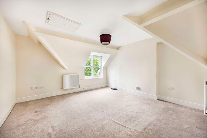 2 Bedroom Flat For Sale In Hazelhurst, , Eldorado Road, Cheltenham, GL50