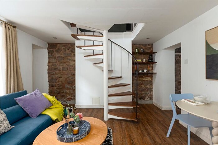 2 Bedroom Maisonette For Sale In Bath Buildings, Montpelier, BS6