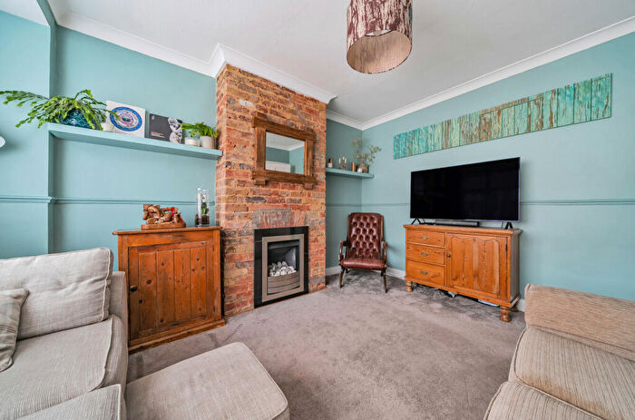 3 Bedroom Terraced House For Sale In Kings Road, Orpington, Kent, BR6