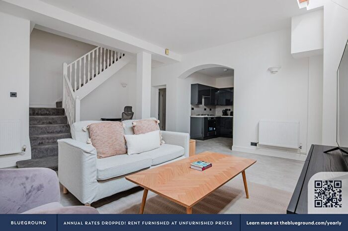 2 Bedroom Flat To Rent In Clerkenwell, London, EC1V