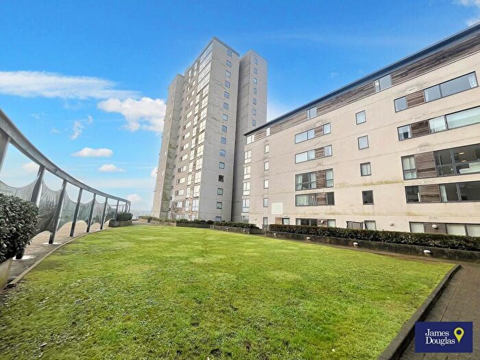 2 Bedroom Flat To Rent In Vega House, Cardiff, CF10