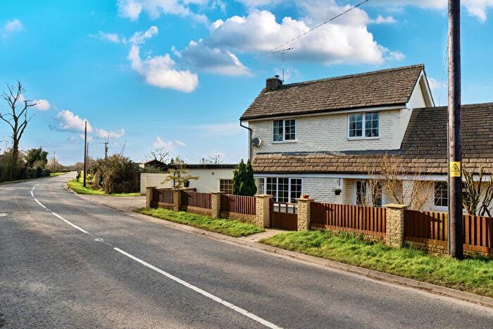 3 Bedroom Cottage For Sale In Malmesbury Road, Leigh, SN6