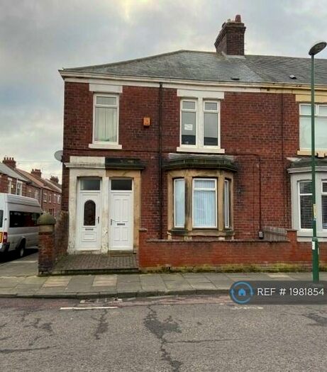 2 Bedroom Flat To Rent In Gladstone Street, Hebburn, NE31