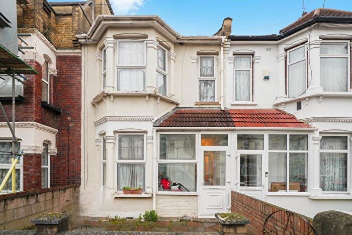 5 Bedroom Terraced House For Sale In Harold Road, London, E13