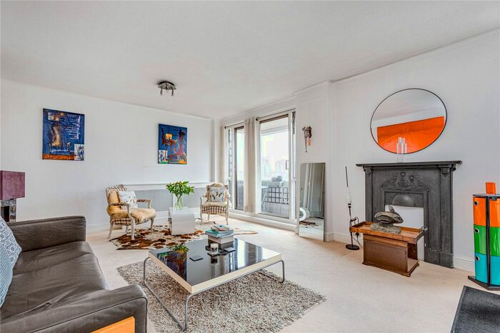 2 Bedroom Flat To Rent In Valiant House, Vicarage Crescent, SW11