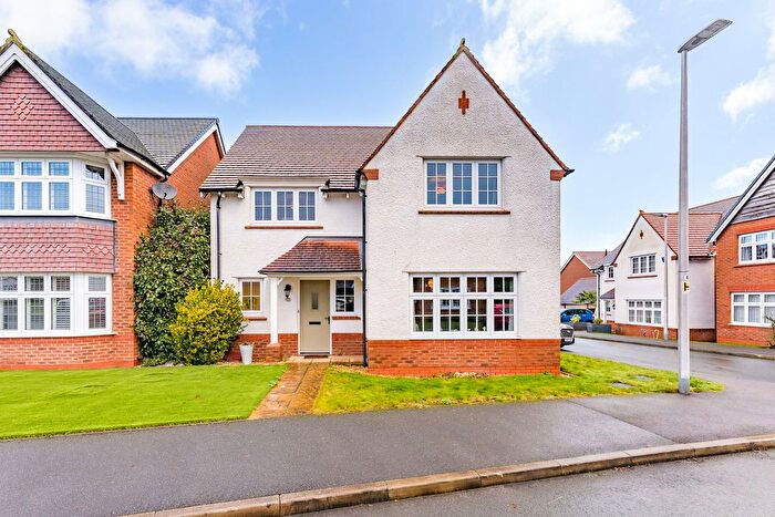 4 Bedroom Detached House For Sale In St. Wilfreds Road, Widnes, WA8