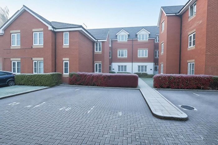 2 Bedroom Flat For Sale In Sommerville Court, Alconbury Close, Borehamwood, WD6
