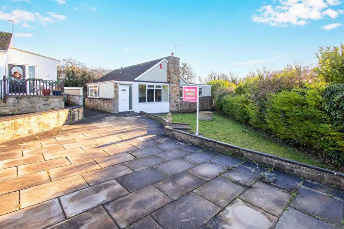 4 Bedroom Detached Bungalow For Sale In Pinfold Rise, Aberford, Leeds, LS25