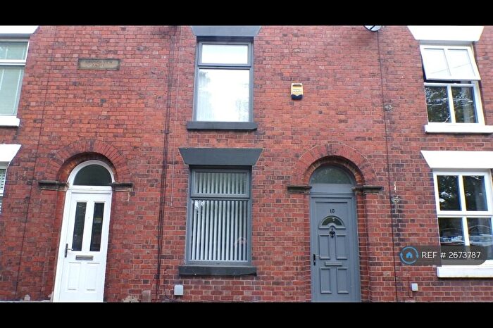 2 Bedroom Terraced House To Rent In Stockport Road East, Bredbury, Stockport, SK6