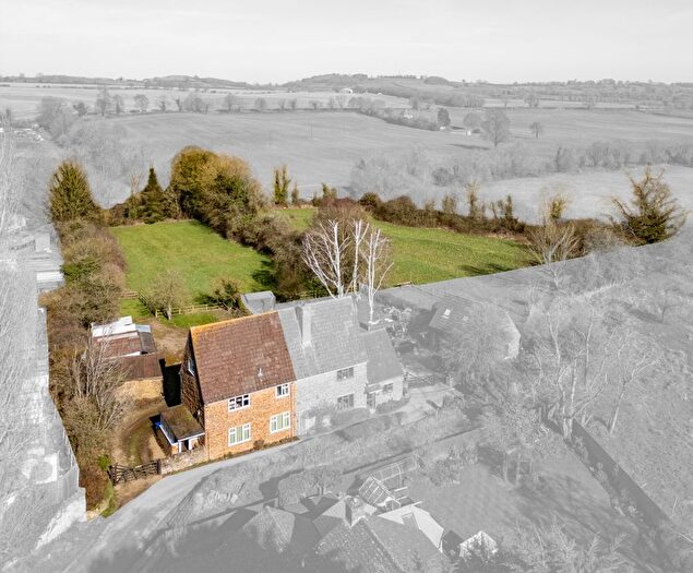 3 Bedroom Semi-Detached House For Sale In Court Yard Lane, Badby, NN11