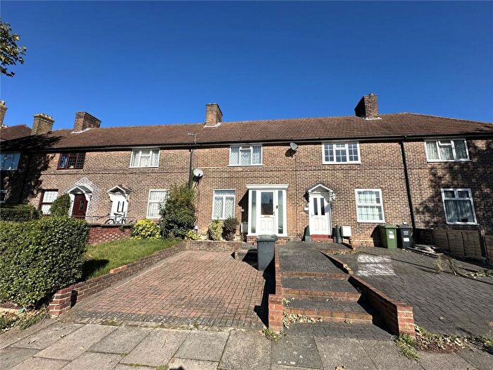 3 Bedroom Terraced House For Sale In Downham Way, Bromley, BR1