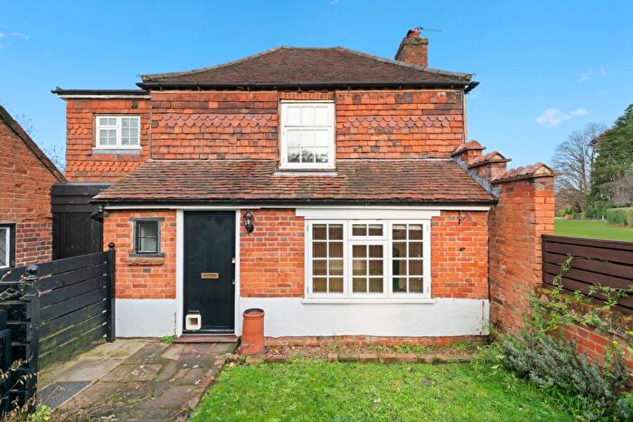 2 Bedroom Terraced House To Rent In Tilt Road, Cobham, KT11