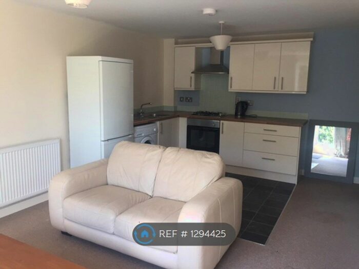 1 Bedroom Flat To Rent In Manor Lane, Sheffield S2