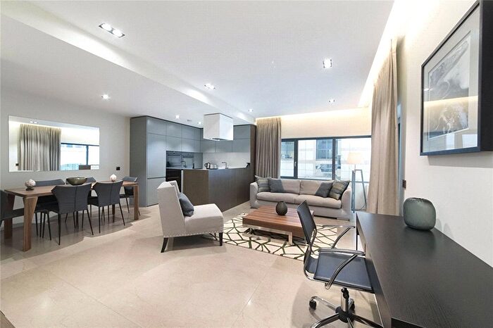 2 Bedroom Flat To Rent In Babmaes Street, St James, London, SW1Y