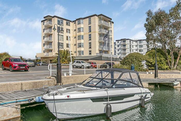 2 Bedroom Flat For Sale In Salterns Point, Salterns Way, Lilliput, BH14