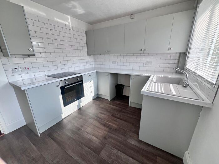 2 Bedroom End Of Terrace House To Rent In White Cloud Park, Southsea, PO4