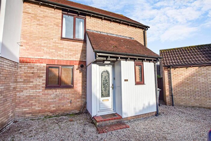 3 Bedroom Semi-Detached House For Sale In Took Drive, South Woodham Ferrers, CM3