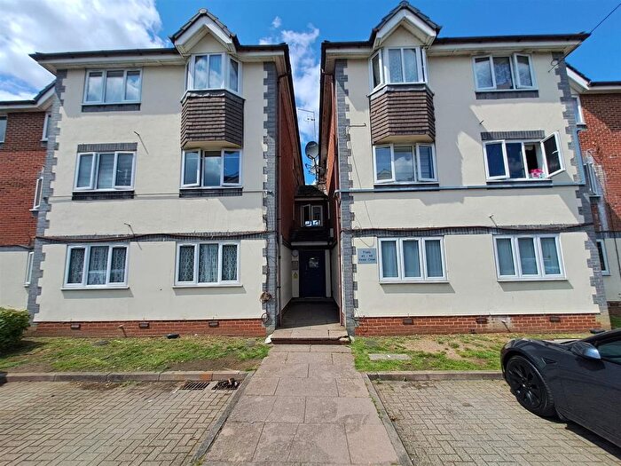 1 Bedroom Flat To Rent In Keats Close, Scotland Green Road, Enfield, EN3