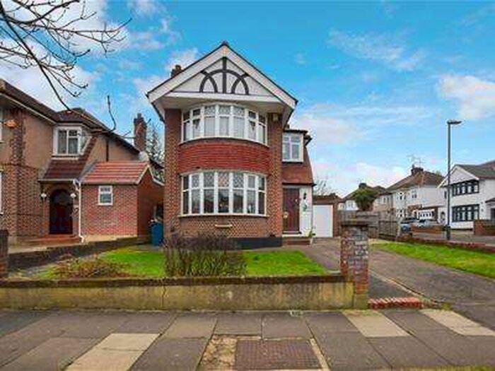 3 Bedroom Detached House To Rent In Suffolk Road, Harrow, HA2