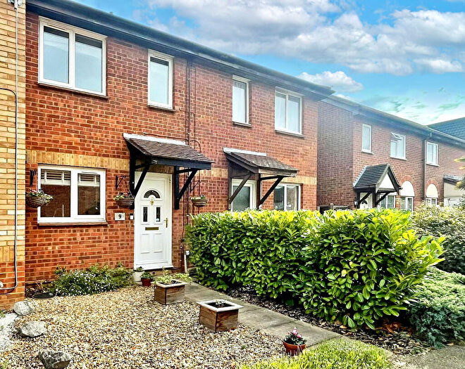 2 Bedroom Terraced House For Sale In Dickens Court, Biggleswade, SG18