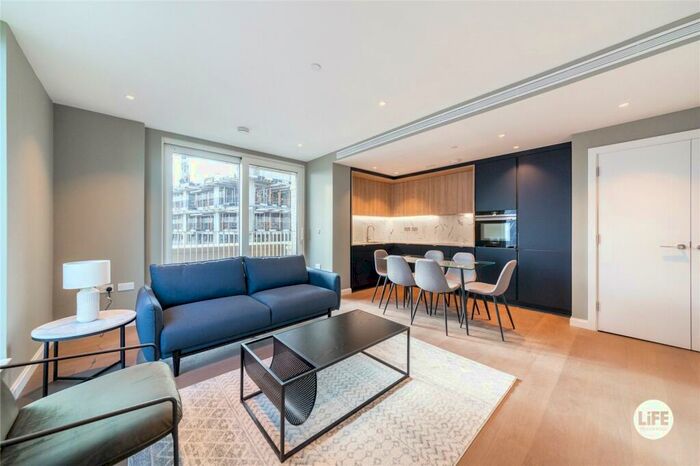 2 Bedroom Apartment To Rent In Phoenix Court, Gasholder Place, London, SE11