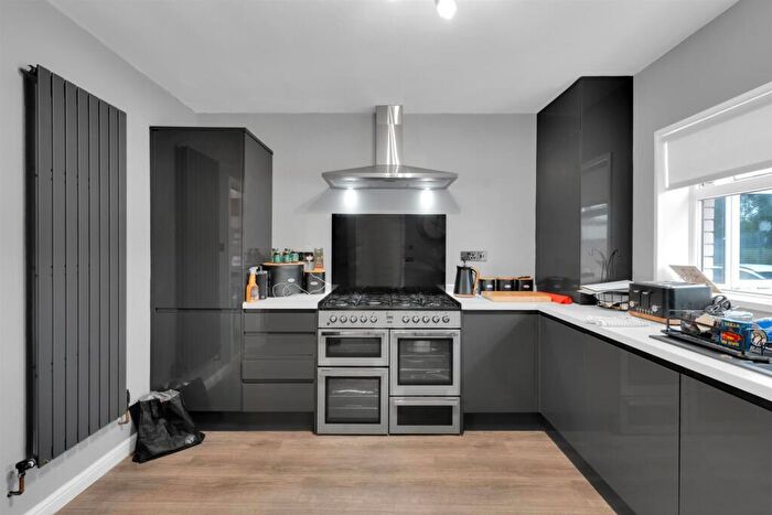 3 Bedroom Terraced House For Sale In Severn View, Garndiffaith, Pontypool, NP4