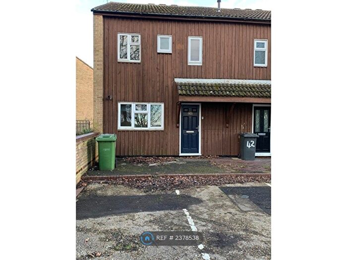 3 Bedroom Terraced House To Rent In Pennington, Peterborough, PE2