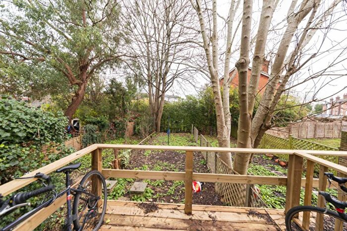 4 Bedroom Semi-Detached House To Rent In Park Road, Guildford, GU2