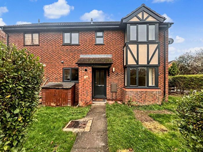 2 Bedroom Cluster House To Rent In Tamar Close, St Ives, Cambs, PE27