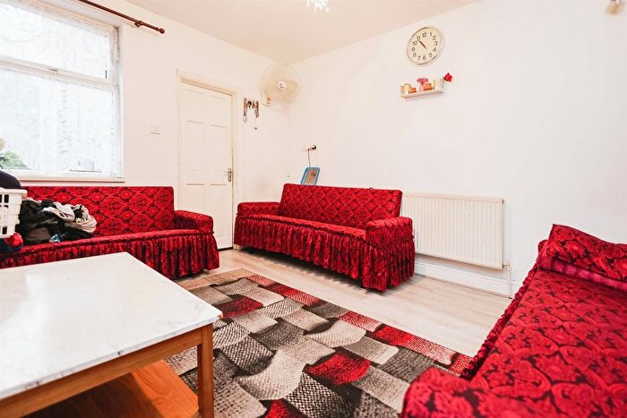3 Bedroom Terraced House For Sale In Pretoria Road, Bordesley Green, Birmingham, B9