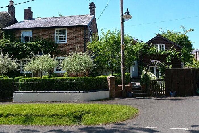 4 Bedroom Detached House For Sale In Milton Lilbourne, Pewsey, Wiltshire, SN9